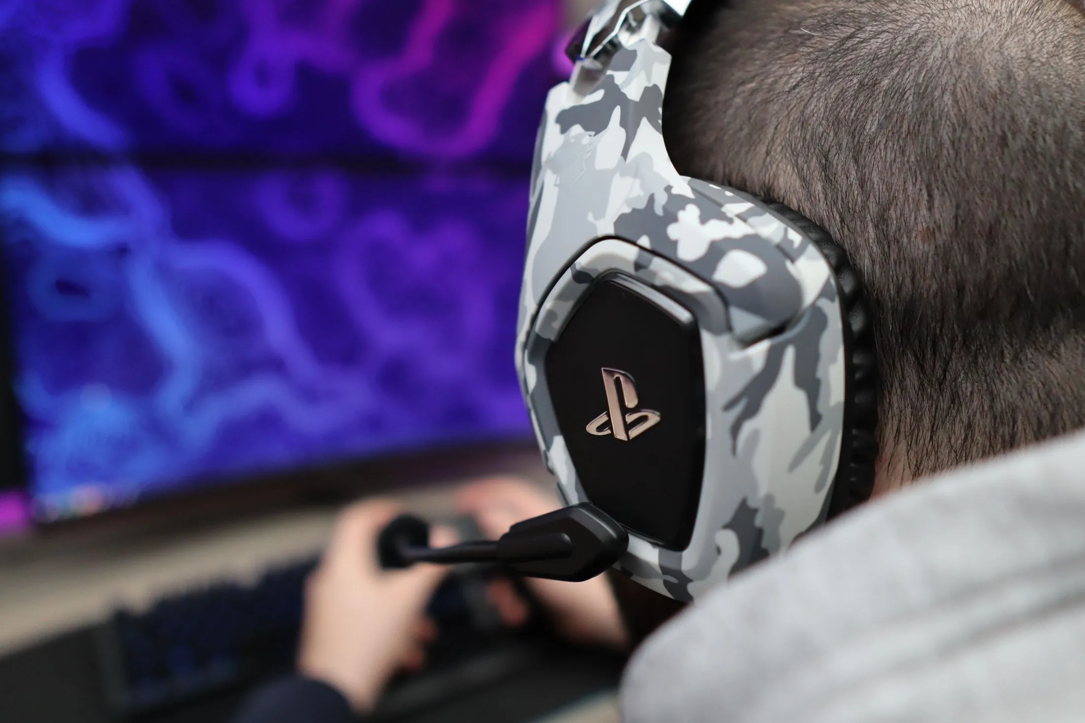 Značenje PEGI i ESRB oznaka za video igre
