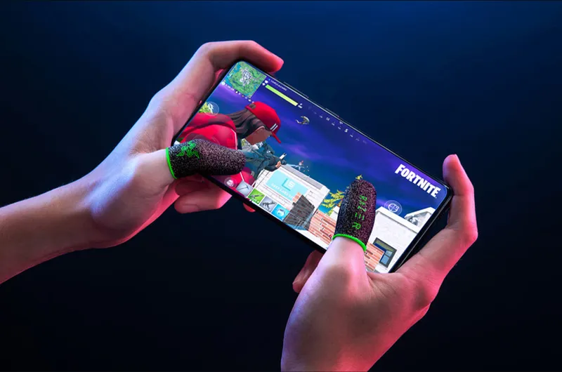RAZER gloves za vaše – palčeve?