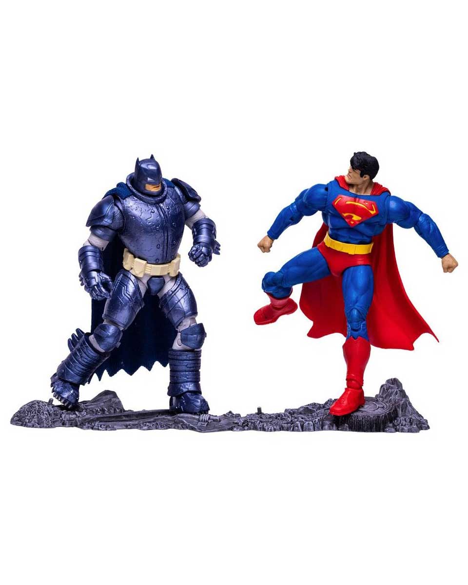 Action Figure DC Multiverse Superman vs. Armored Batman Games