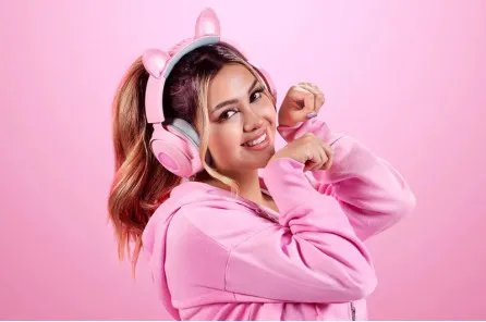 Razer Kraken Kitty V2 Pro recenzija: Najbolje gejming  slušalice za strimere i kosplejere: Kvalitet i klasika na nov način