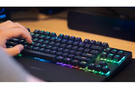 Gaming tastature - SteelSeries Apex Pro TKL - za one koji gaming shvataju ozbiljno: SteelSeries Apex Pro TKL bežična tastatura