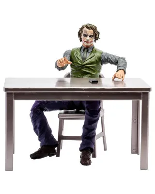 Action Figure DC Multiverse - Jail Cell Variant - The Joker (The Dark Knight) - Gold Label 