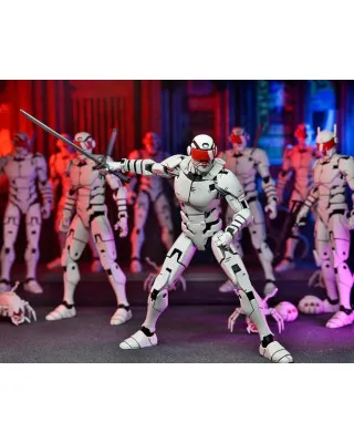 Action Figure Teenage Mutant Ninja Turtles - The Last Ronin - Ultimate Elite Synja Patrol Robot 