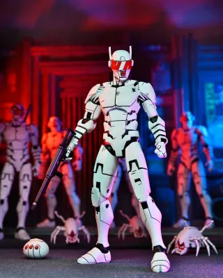 Action Figure Teenage Mutant Ninja Turtles - The Last Ronin - Ultimate Elite Synja Patrol Robot 