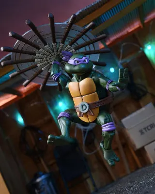 Action Figure Teenage Mutant Ninja - Ultimate Donatello Does Machines VHS Style 