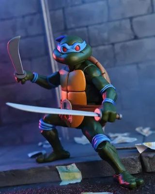 Action Figure Teenage Mutant Ninja - Ultimate Leonardo Leads VHS Style 