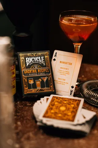 Karte Bicycle Ultimates - Cocktail Recipes - Playing Cards 