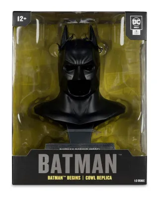 Statue DC Direct - Batman Cowl - Batman Begins 