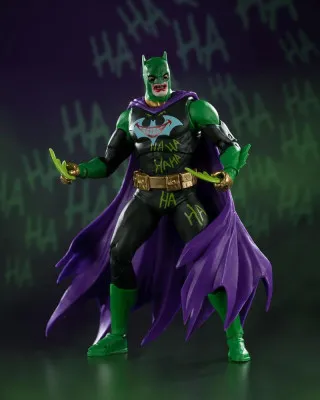 Action Figure DC Multiverse - Batman (Joker War) Jokerized (Gold Label) 