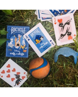 Karte Bicycle Creatives - Disney Cats And Dogs - Playing Cards 
