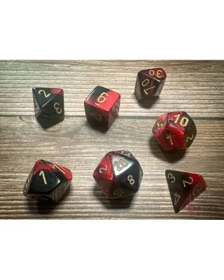 Kockice Chessex - Gemini - Polyhedral - Black-Red & Gold (7)