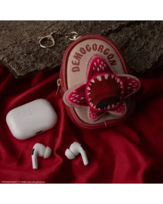 Privezak Stranger Things - Demogorgon Keychain Pouch 