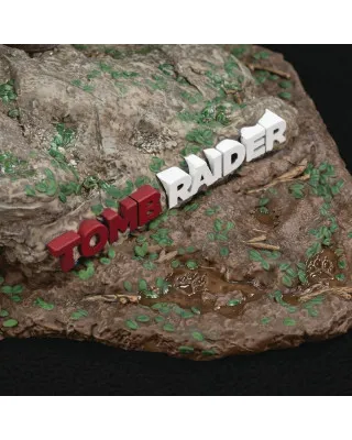 Statue Tomb Raider - Lara Croft - Survivor Era 