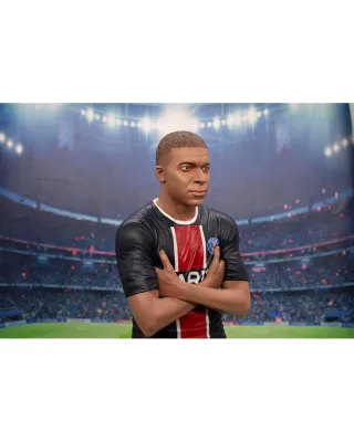Statue Football's Finest - Paris Saint-Germain - Kylian Mbappe 