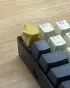 Keycap DOT Tmn - Gold Middle Finger 