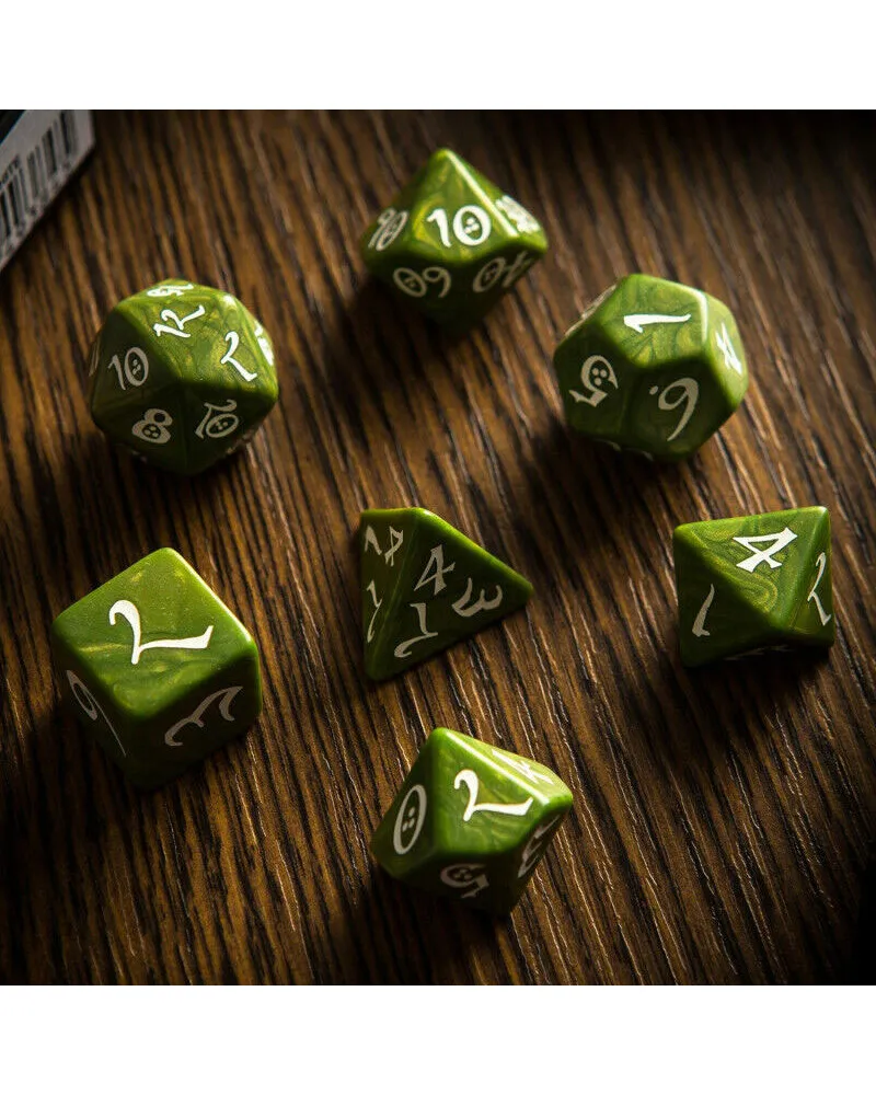 Kockice Q Workshop - Classic Classic RPG Olive & White - Dice Set (7) 