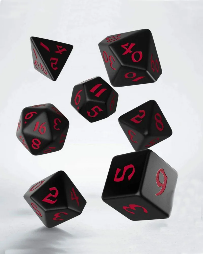 Kockice Q Workshop - Classic Runic Black & Red - Dice Set (7) 