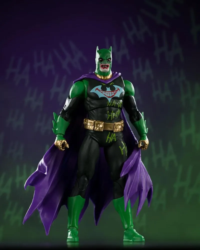 Action Figure DC Multiverse - Batman (Joker War) Jokerized (Gold Label) 