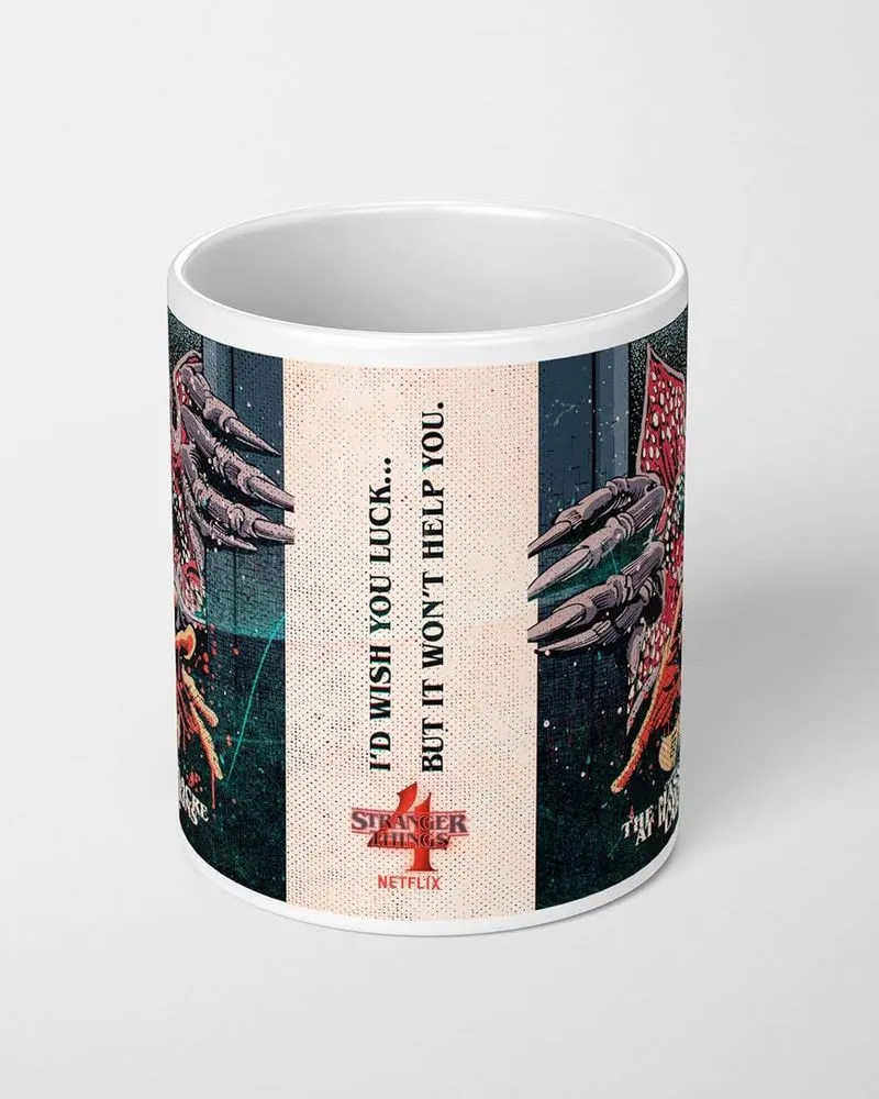 Šolja Stranger Things -The Massacre At Hawkins Lab Mug 