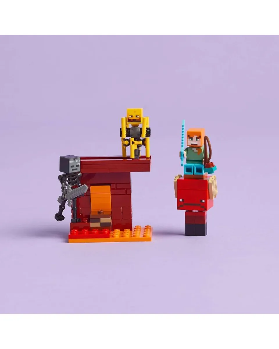 LEGO Minecraft - The Nether Lava Battle 