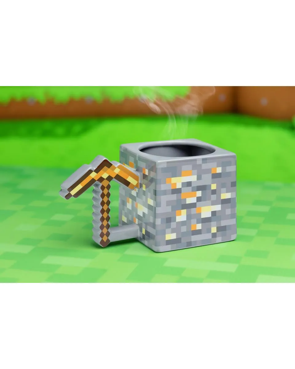 Šolja Paladone Minecraft - Pickaxe Mug 