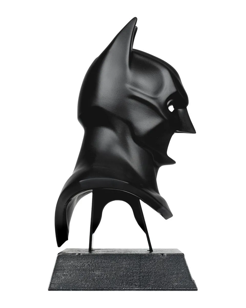 Statue DC Direct - Batman Cowl - Batman Begins 