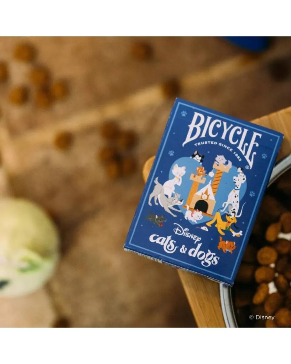 Karte Bicycle Creatives - Disney Cats And Dogs - Playing Cards 