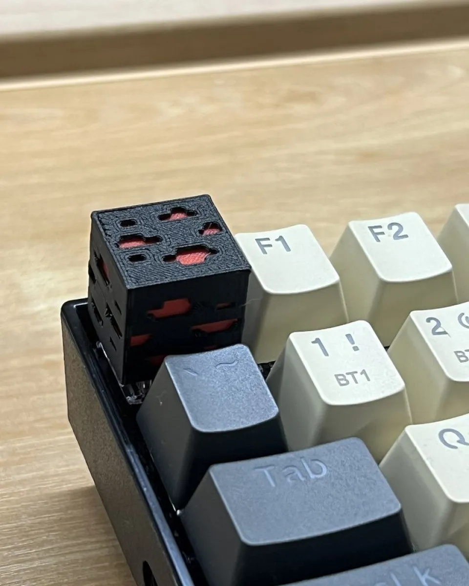 Keycap DOT Tmn - Red Cube 