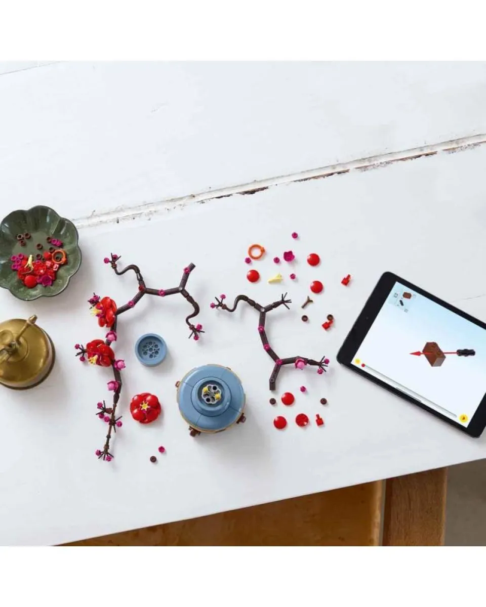 LEGO Icons Botanicals - Plum Blossom 