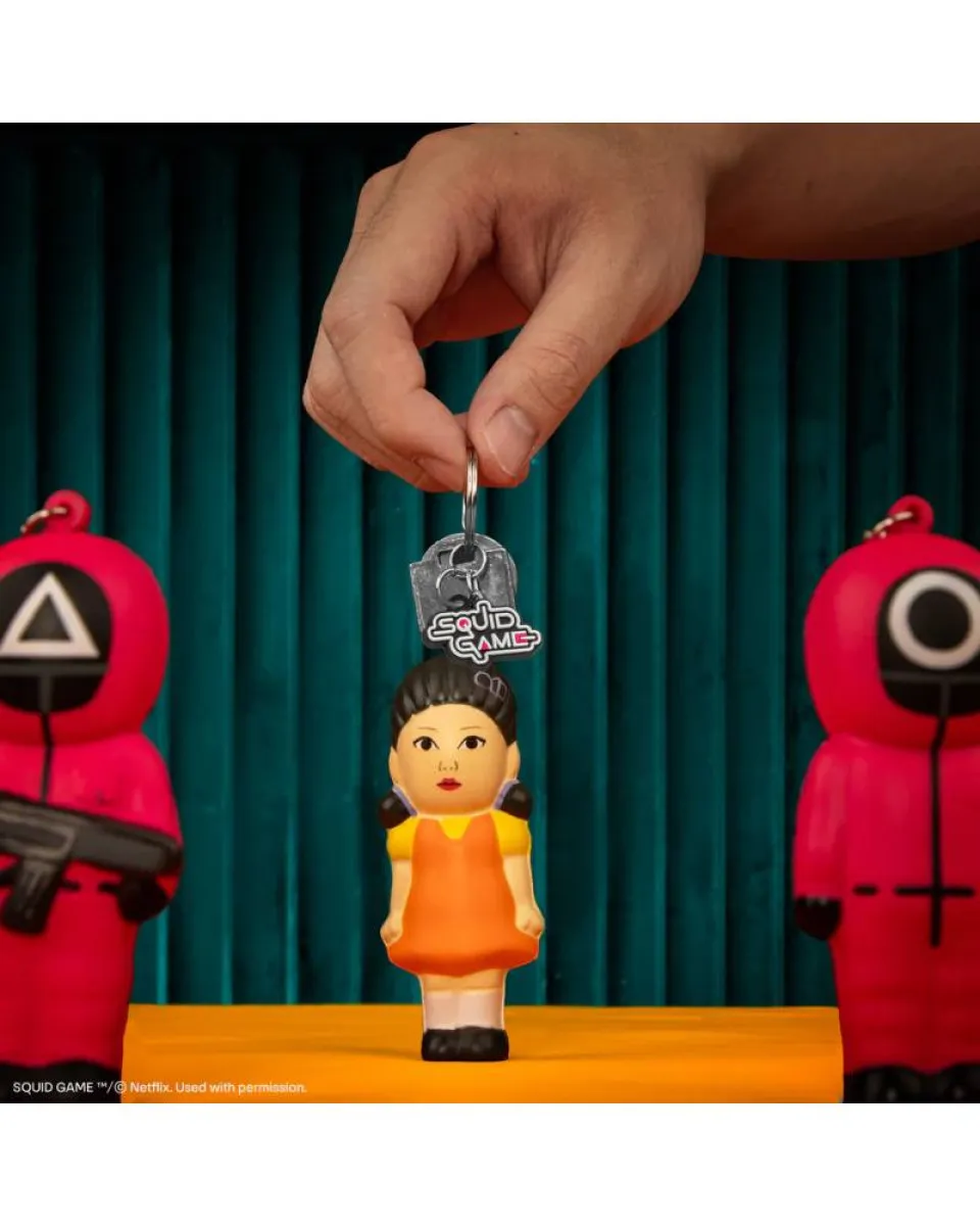 Privezak Squid Game - Youg-Hee Squishy Keychain 