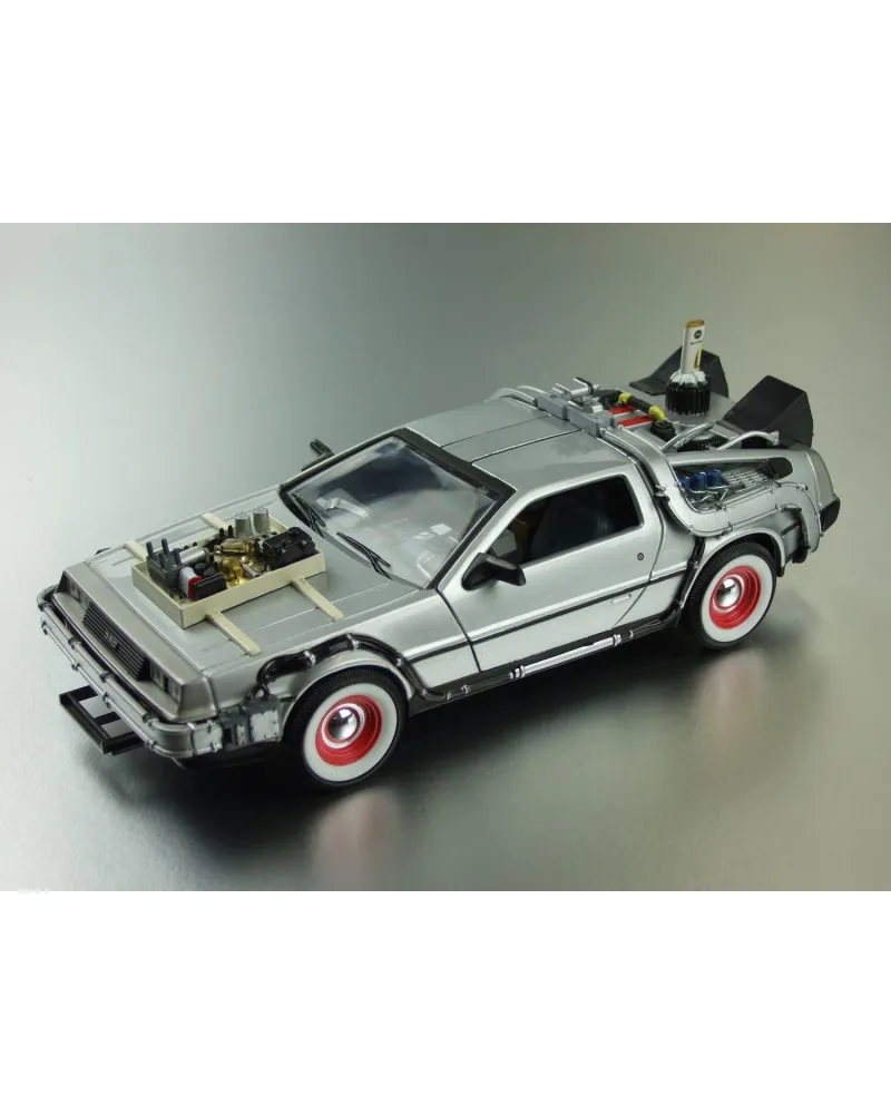 Model Car Back to the Future III Diecast 1/24 - ´81 DeLorean LK Coupe 